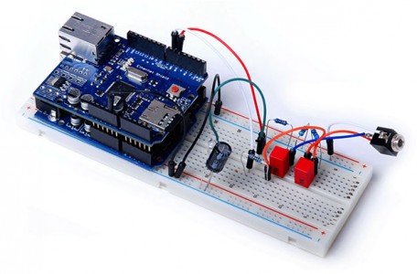 apcnews2012masterclass_arduino_netplay_project6_mainImage1.jpg1